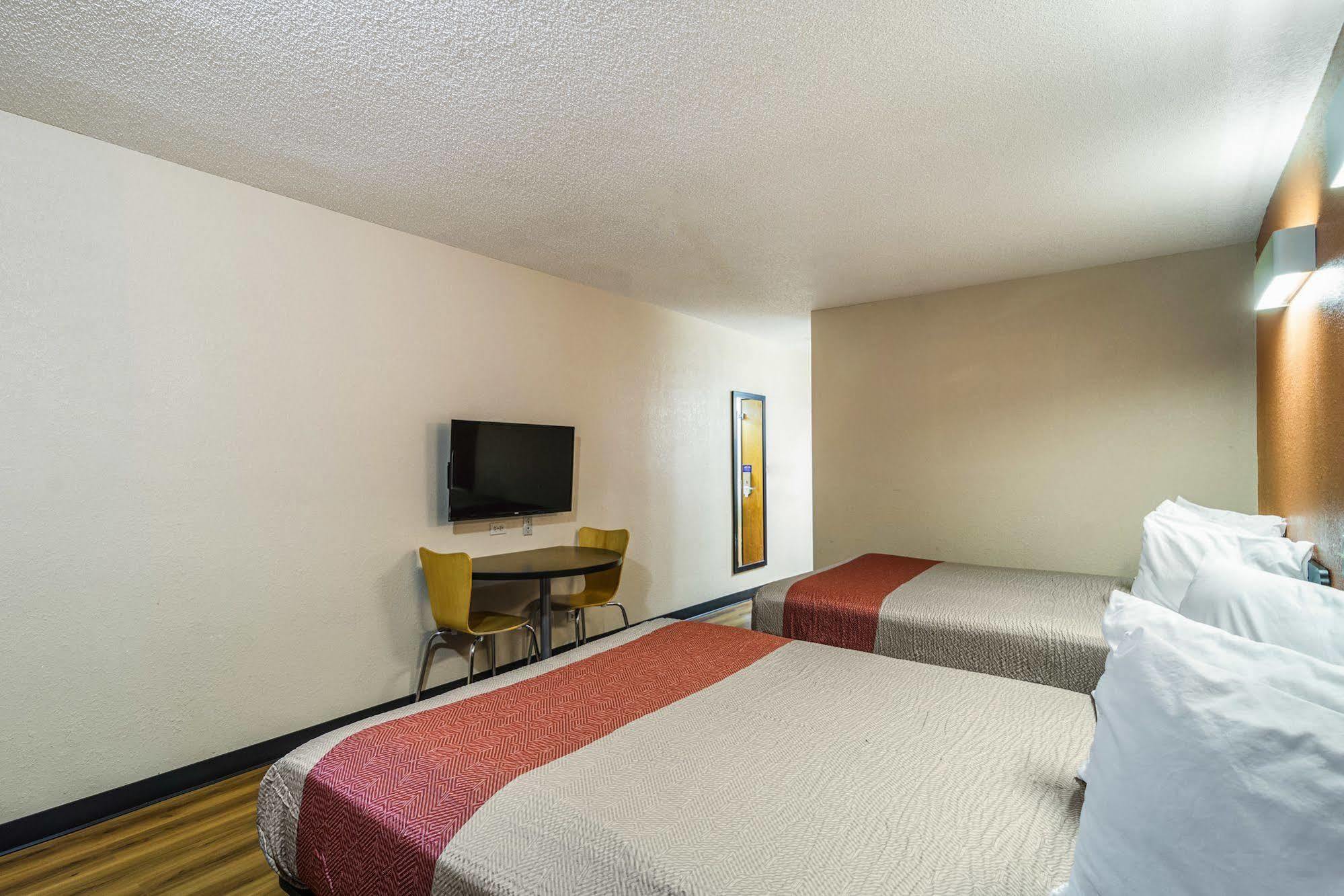 Motel 6-Libertyville, Il Экстерьер фото