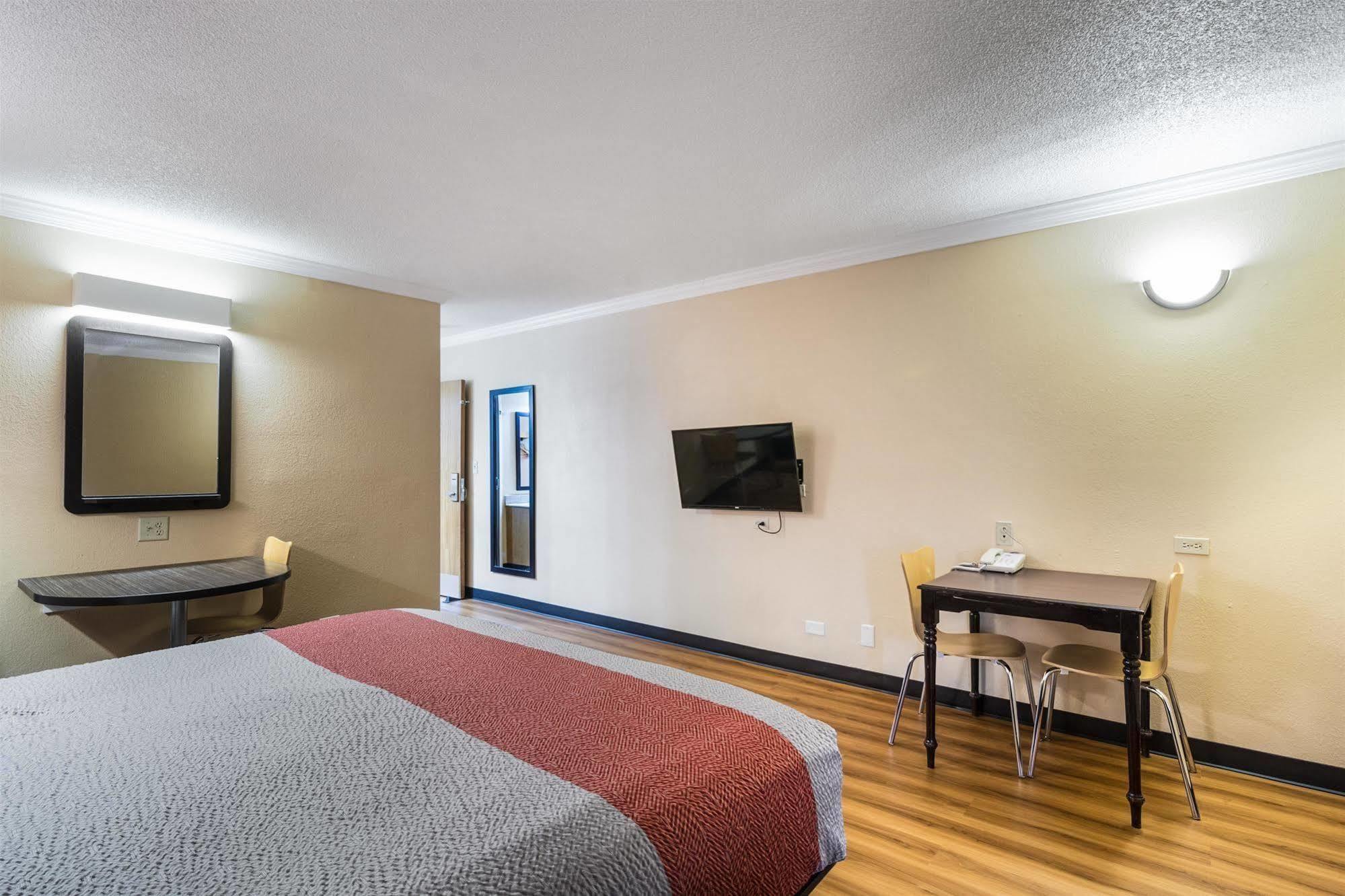 Motel 6-Libertyville, Il Экстерьер фото
