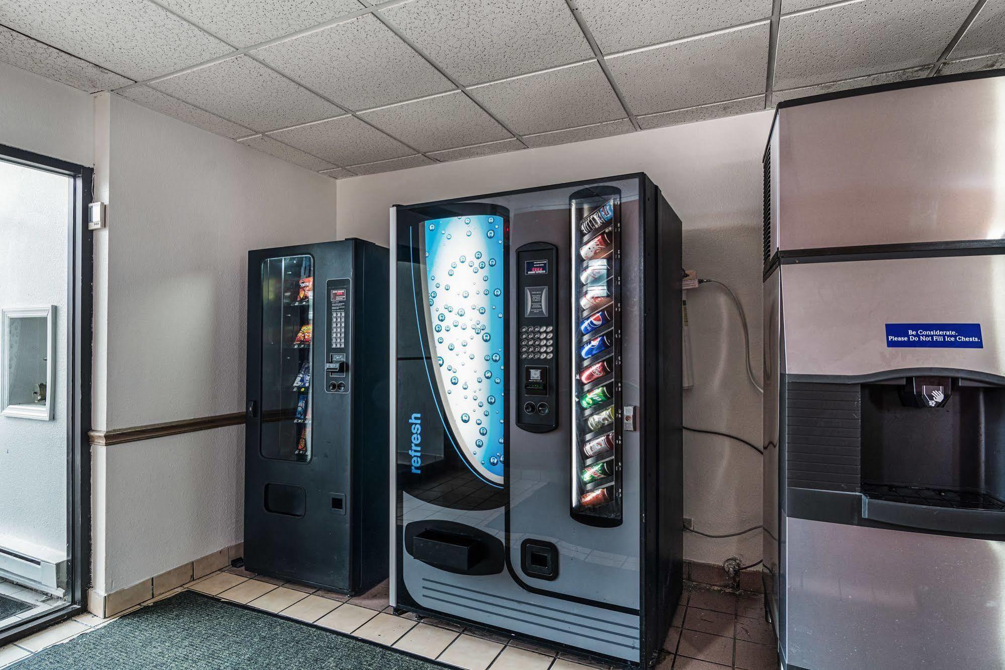 Motel 6-Libertyville, Il Экстерьер фото