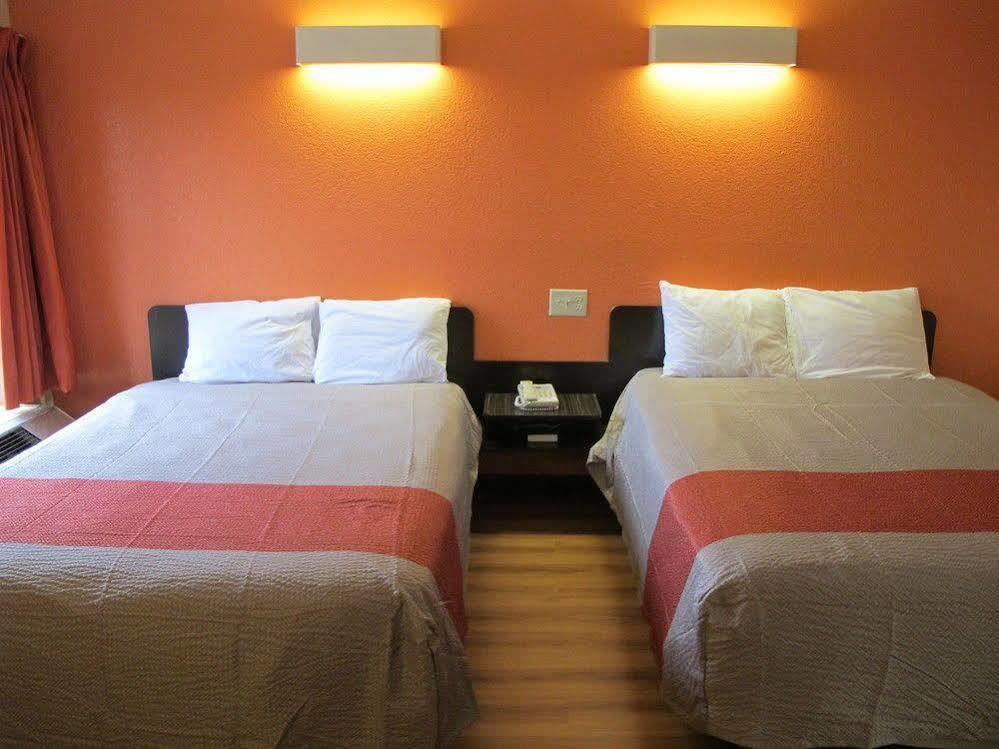 Motel 6-Libertyville, Il Экстерьер фото